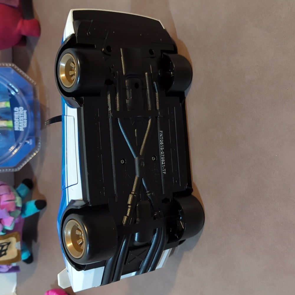 Fortnite Loot Llama and dark Llamacorn plush Whiplash car Midfield Maestro - Picture 15 of 16